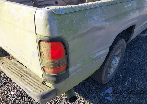 1997 Dodge Ram 2500 St из США, поврежденный, VIN 3B7KC23D1VM539418